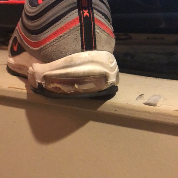 Used airmax 97s Colour way red,black,white,silver - Picture 8 of 9